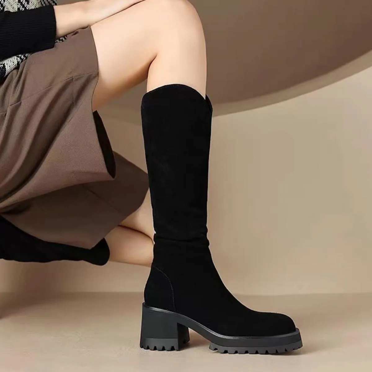 Stivali Chelsea alti al ginocchio da donna Scarpe con tacco medio in pelle scamosciata spessa Nuova tendenza 2023 Stivali da mot