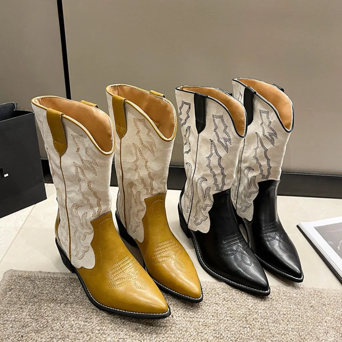 Stivali Chelsea alti al ginocchio invernali Scarpe da gladiatore Stivali da moto Goth moda 2023 Stivali casual di nuova marca di