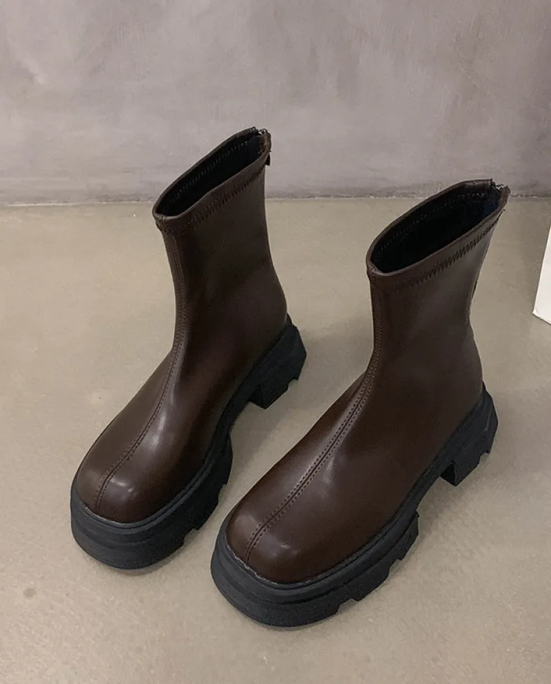 Stivali Chelsea da donna in autunno e inverno Nuovo stile Stivali corti sottili stile britannico Stivali da donna piccoli con ta