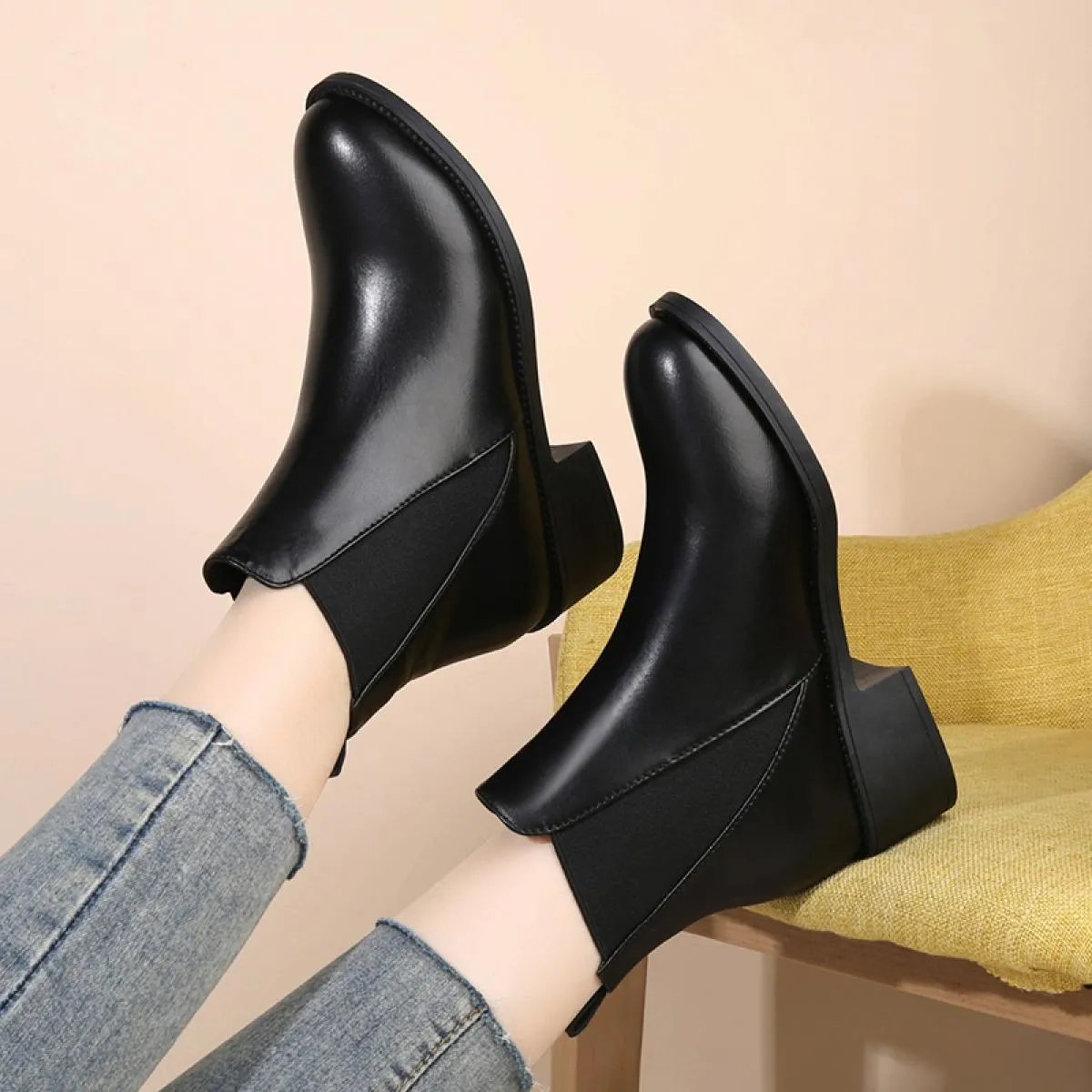 Stivali Chelsea Donna Caviglia Fad Chunky Goth Scarpe con tacco medio Stivali da moto 2023 Nuovo Inverno Casual Gladiatore di sp