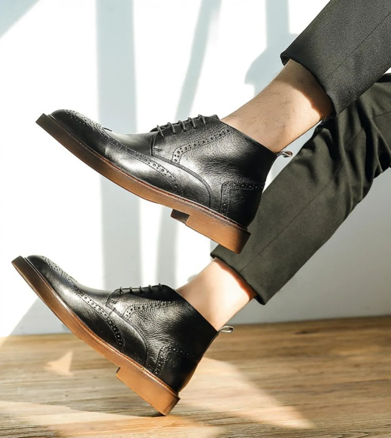 Stivali Chelsea in vera pelle Scarpe invernali da uomo di lusso da uomo Stivali in pizzo da uomo Stivali da uomo