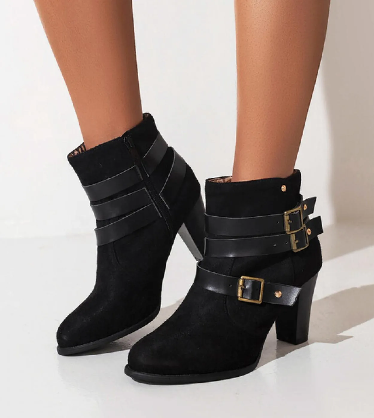 Stivali con plateau Stile europeo Vintage Donna Tacchi alti Fibbia alla caviglia Scarpe da donna casual in gomma Donna Chelsea 2