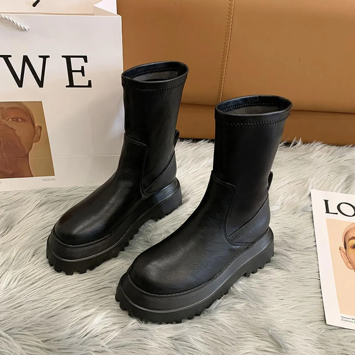 Stivali da donna Chelsea Black Martins con punta tonda Stivali a metà polpaccio Autunno Inverno Stivali comodi in gomma corta in