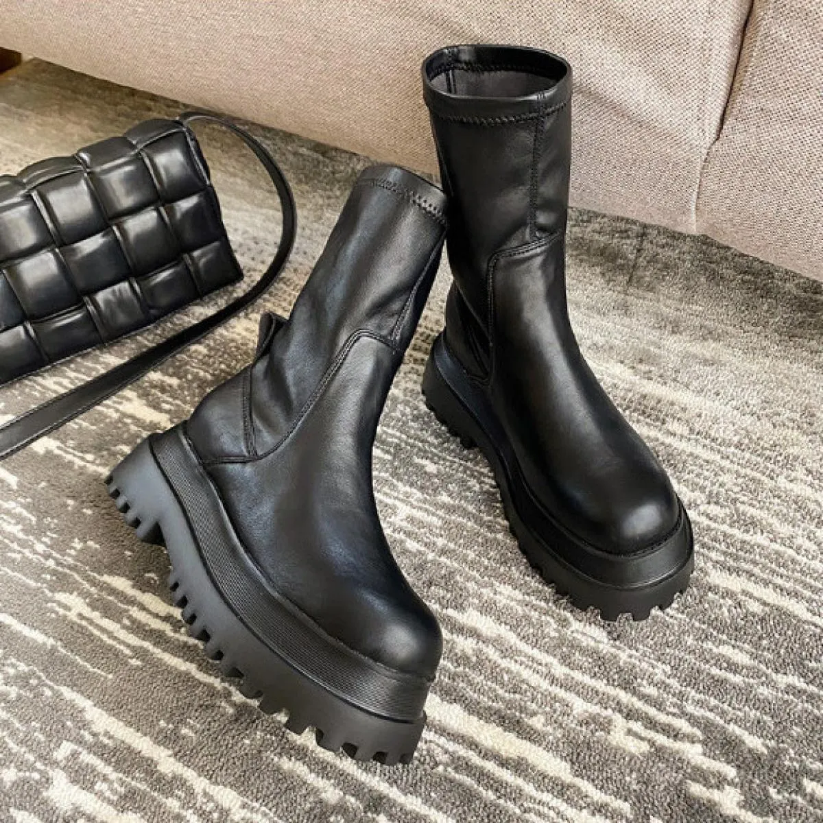 Stivali da donna Chelsea Black Martins con punta tonda Stivali a metà polpaccio Autunno Inverno Stivali comodi in gomma corta in