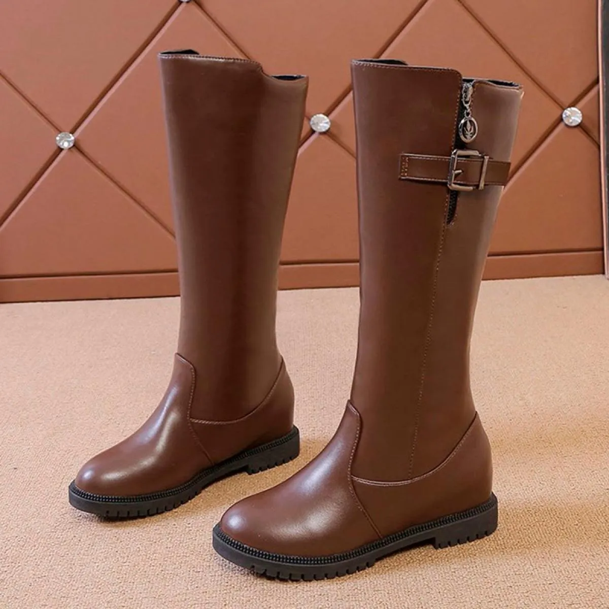 Stivali da donna invernali Scarpe con plateau Stivali Chelsea alti al ginocchio 2023 Stivali da donna di nuova moda Designer Gla