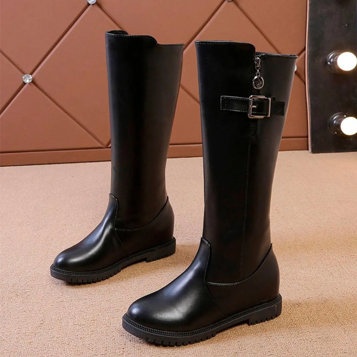 Stivali da donna invernali Scarpe con plateau Stivali Chelsea alti al ginocchio 2023 Stivali da donna di nuova moda Designer Gla