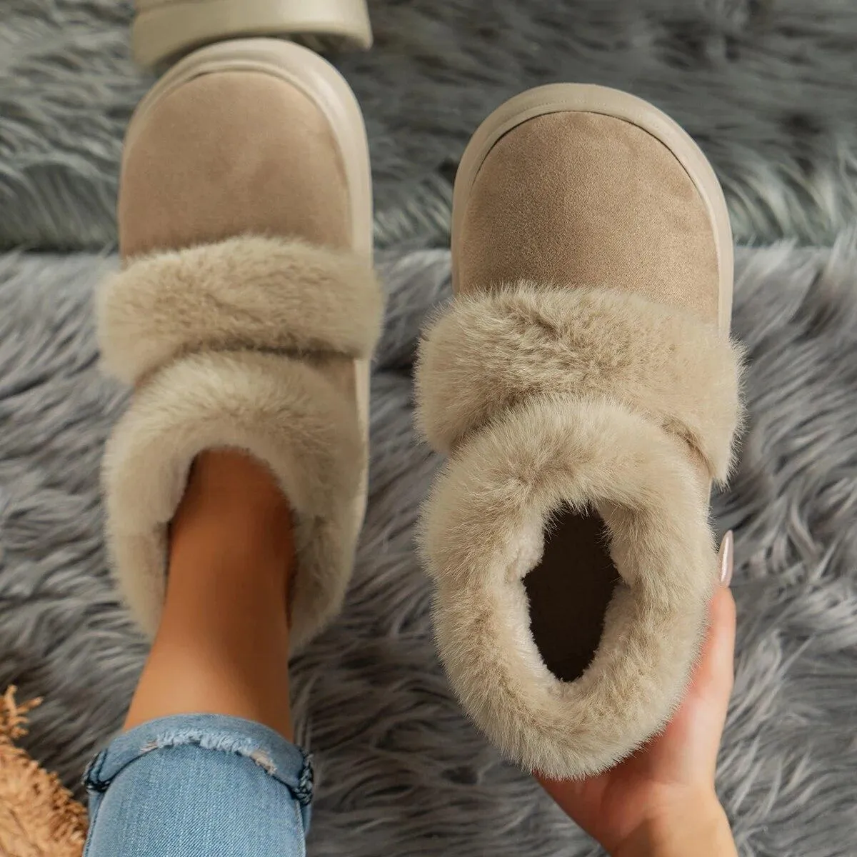 Stivali da neve Chelsea alla caviglia da donna Stivali con plateau in pelliccia Stivali caldi in peluche di nuova moda invernale