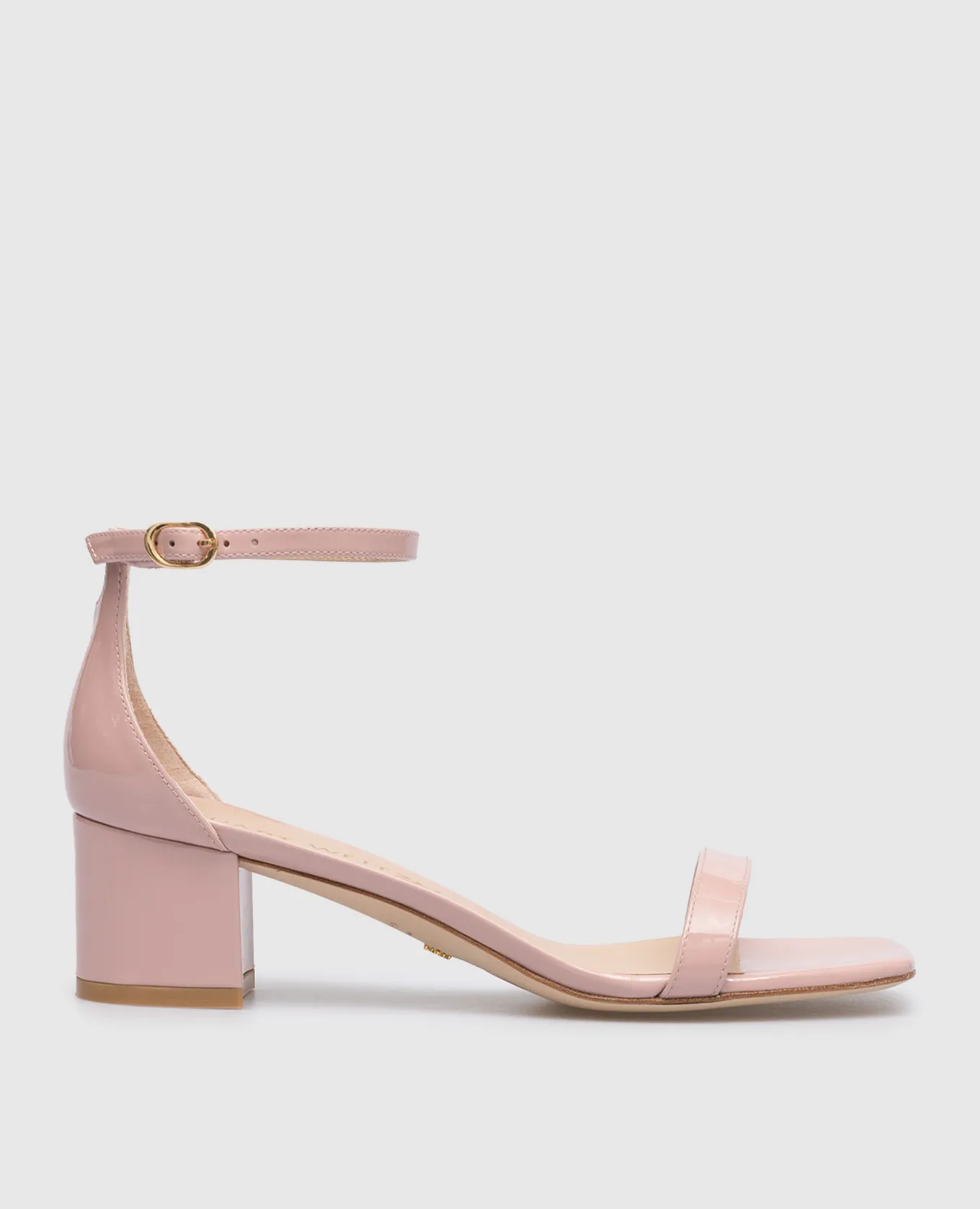 Stuart Weitzman Sandali Simplecurve 50 in vernice rosa SE120