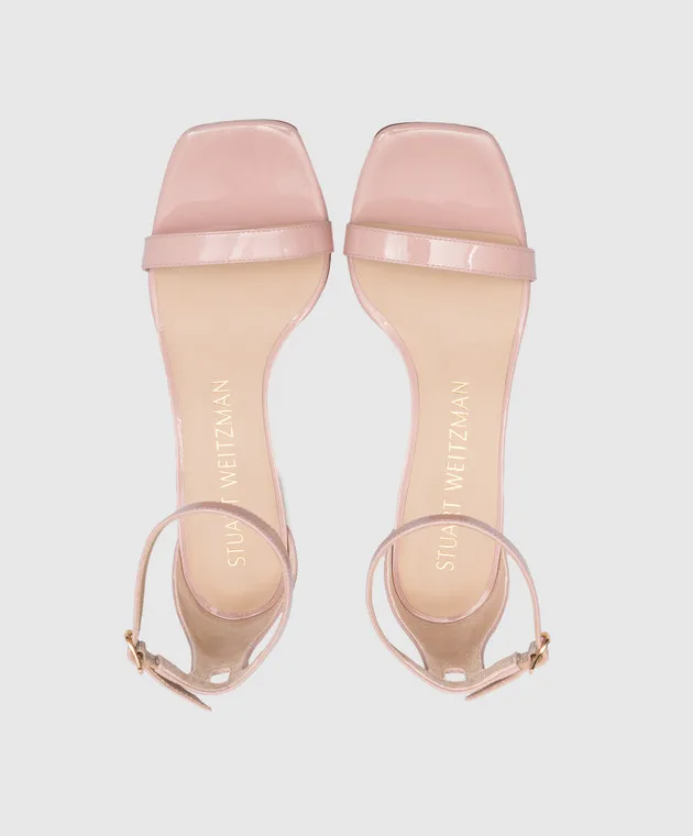 Stuart Weitzman Sandali Simplecurve 50 in vernice rosa SE120