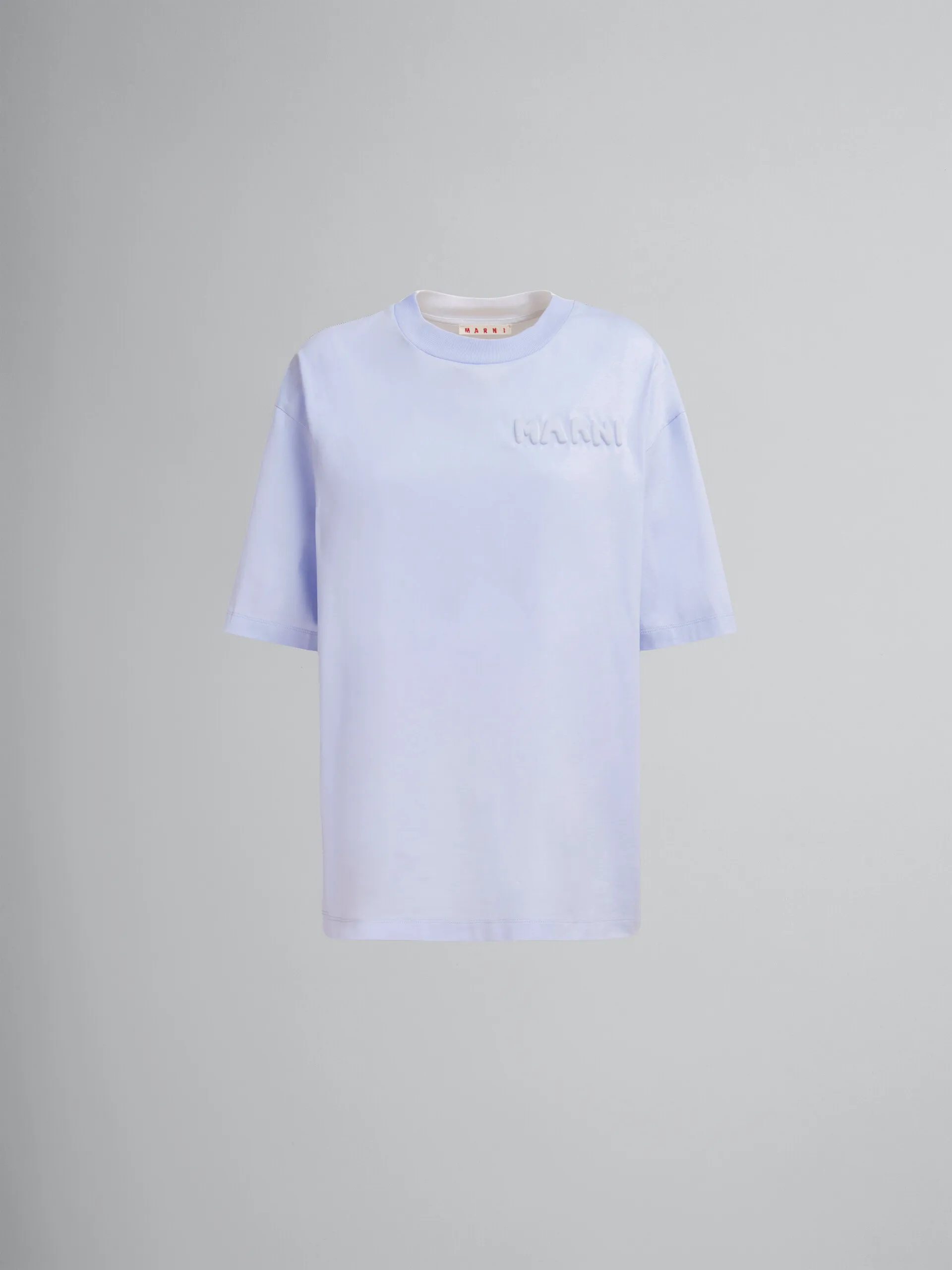 T-shirt linea boxy in cotone biologico blu con logo imbottito