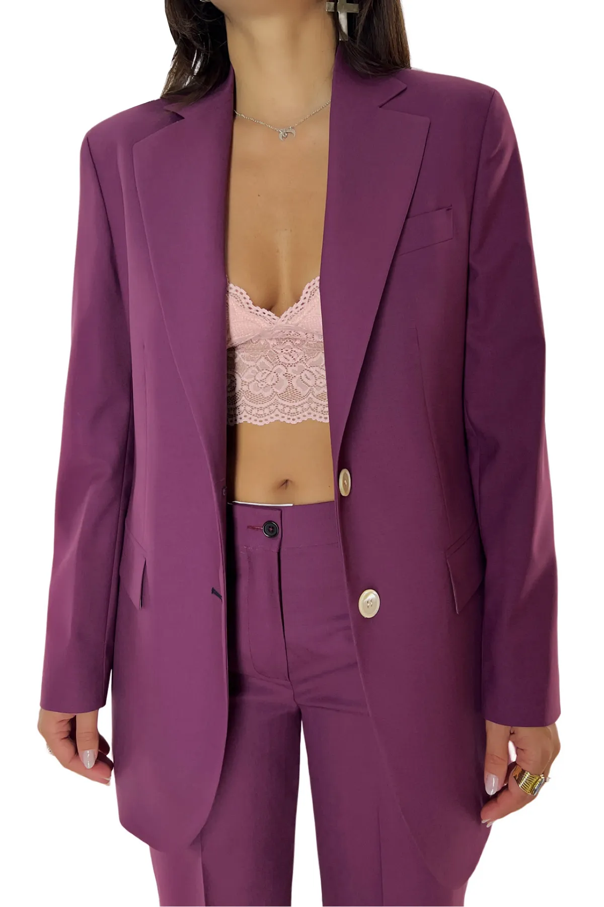 Tailleur donna Vinaccia oversize in tessuto Holland & Sherry 98 % Lana Super 100’s 2% Lycra