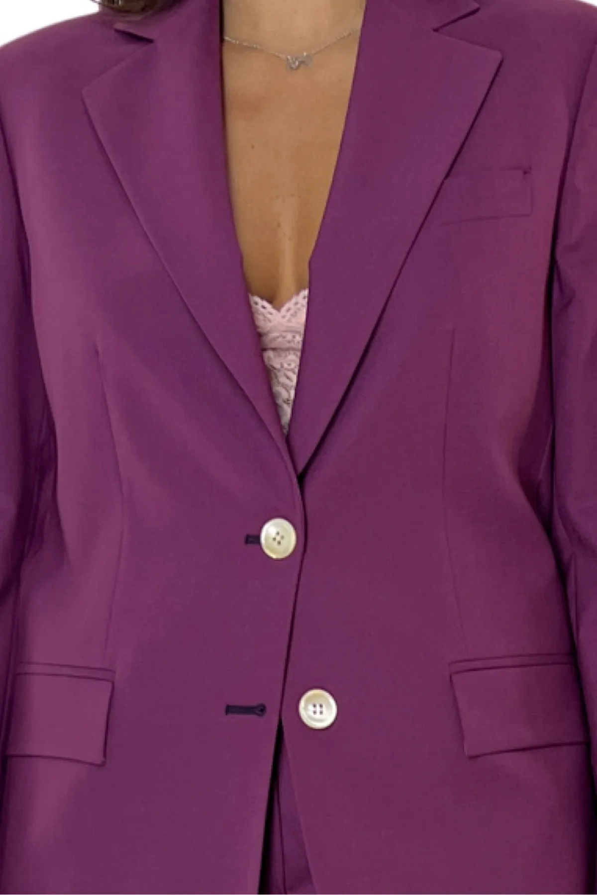 Tailleur donna Vinaccia oversize in tessuto Holland & Sherry 98 % Lana Super 100’s 2% Lycra