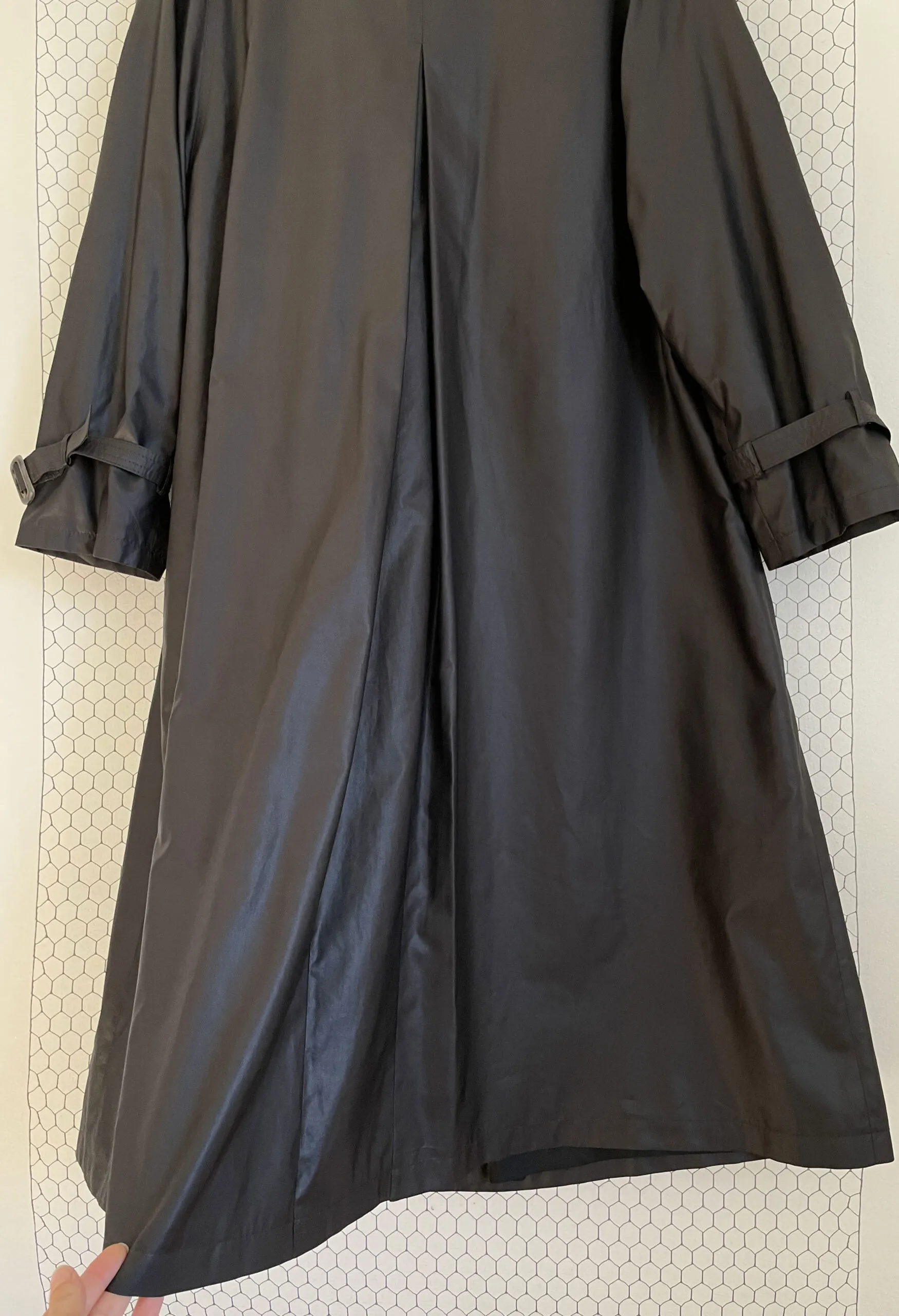 Trench svasato in nylon grigio antracite vintage anni ’90