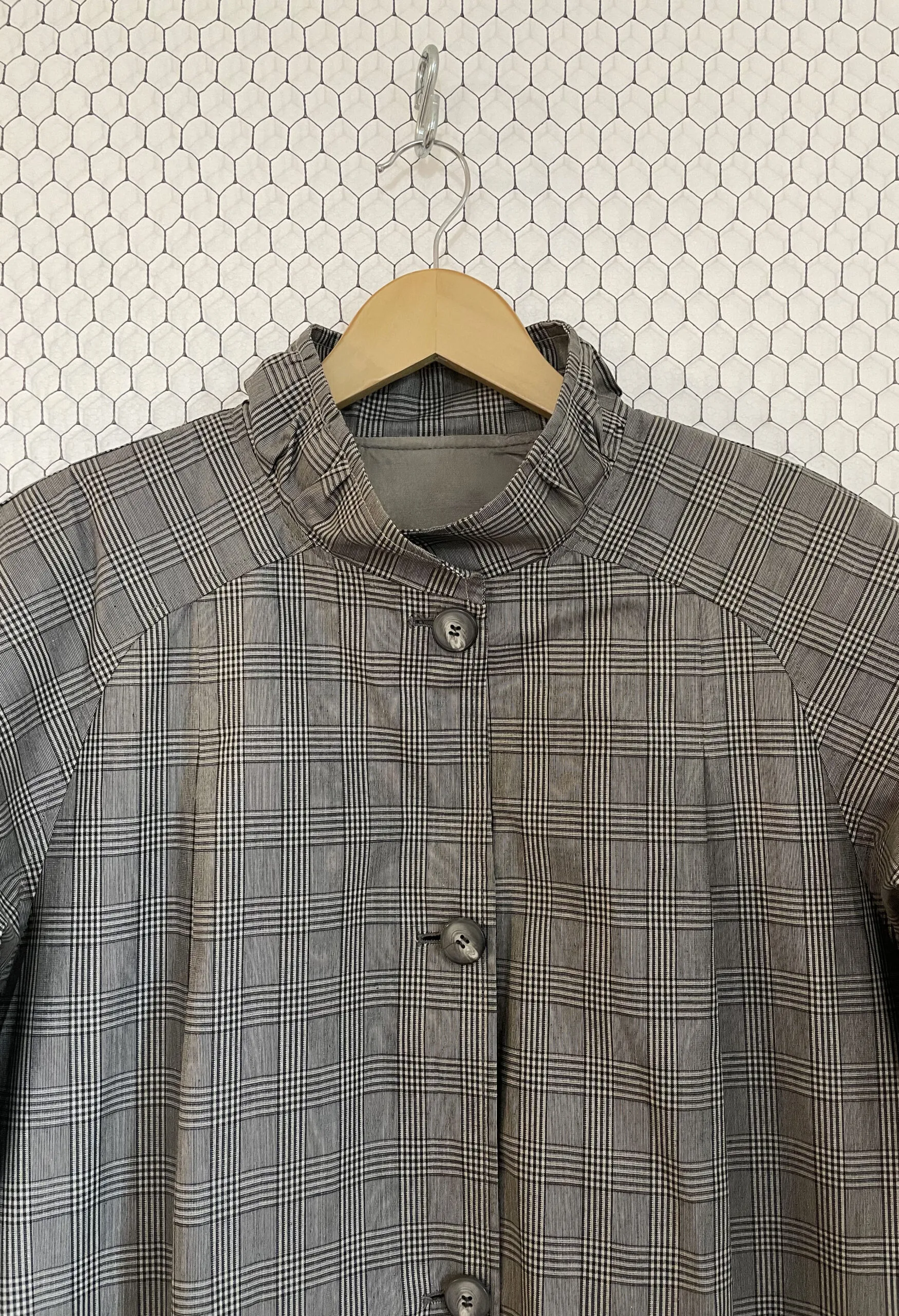 Trench svasato in tessuto cerato stampato vintage anni ’80