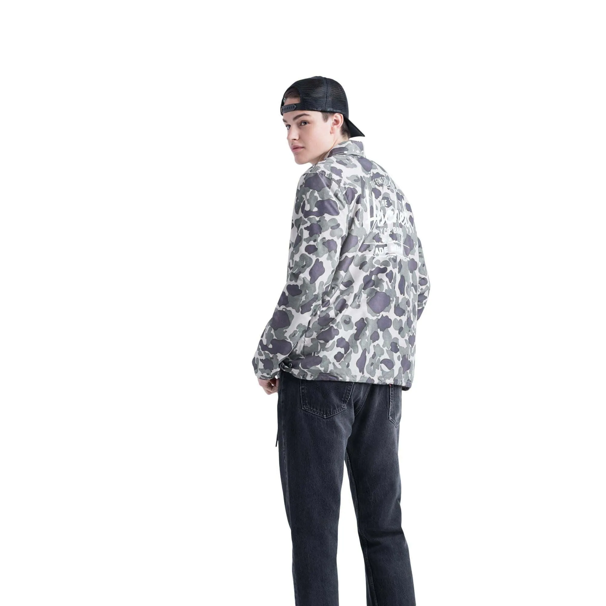 Voyage Coach Frog Camo White Classic Logo