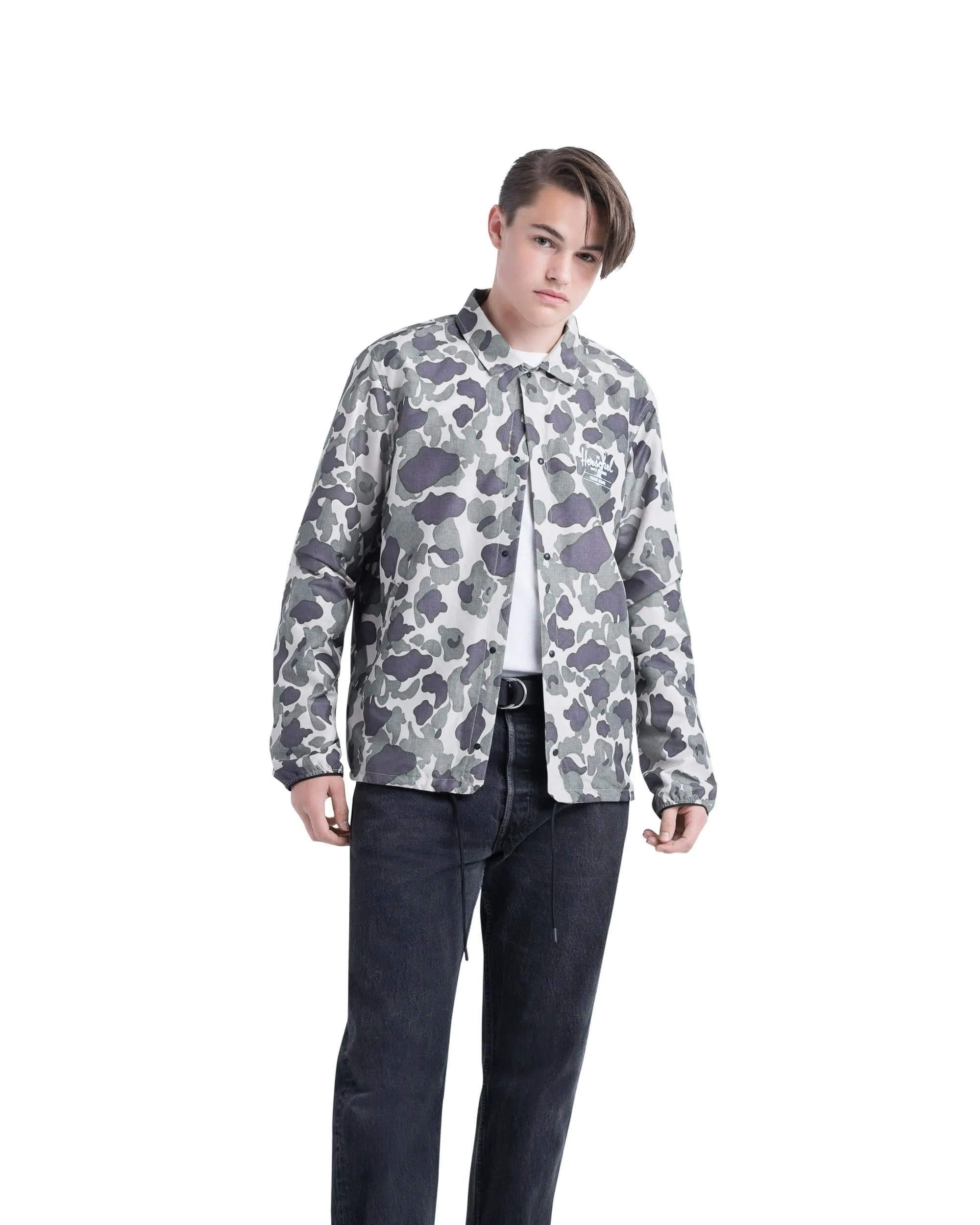 Voyage Coach Frog Camo White Classic Logo
